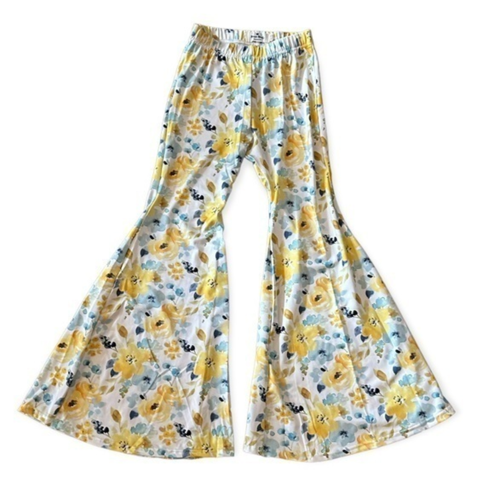 NWT Marie‎ Nicole boutique yellow/blue/gold/white floral bell bottom pan…